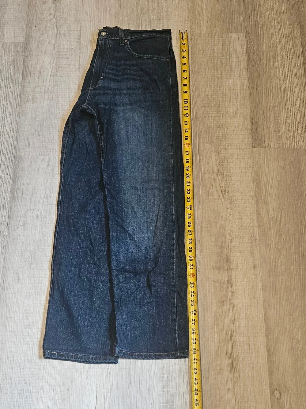 Levi’s 505 Men’s Regular Fit Dark Wash Jeans 34x30